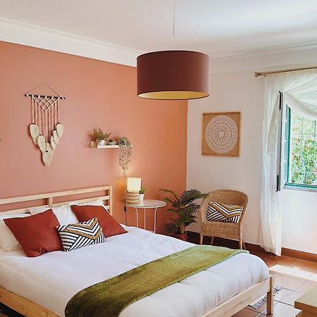 Coastal Garden Paradise Retreat- 6 Min From The Beach Charneca  Eksteriør billede