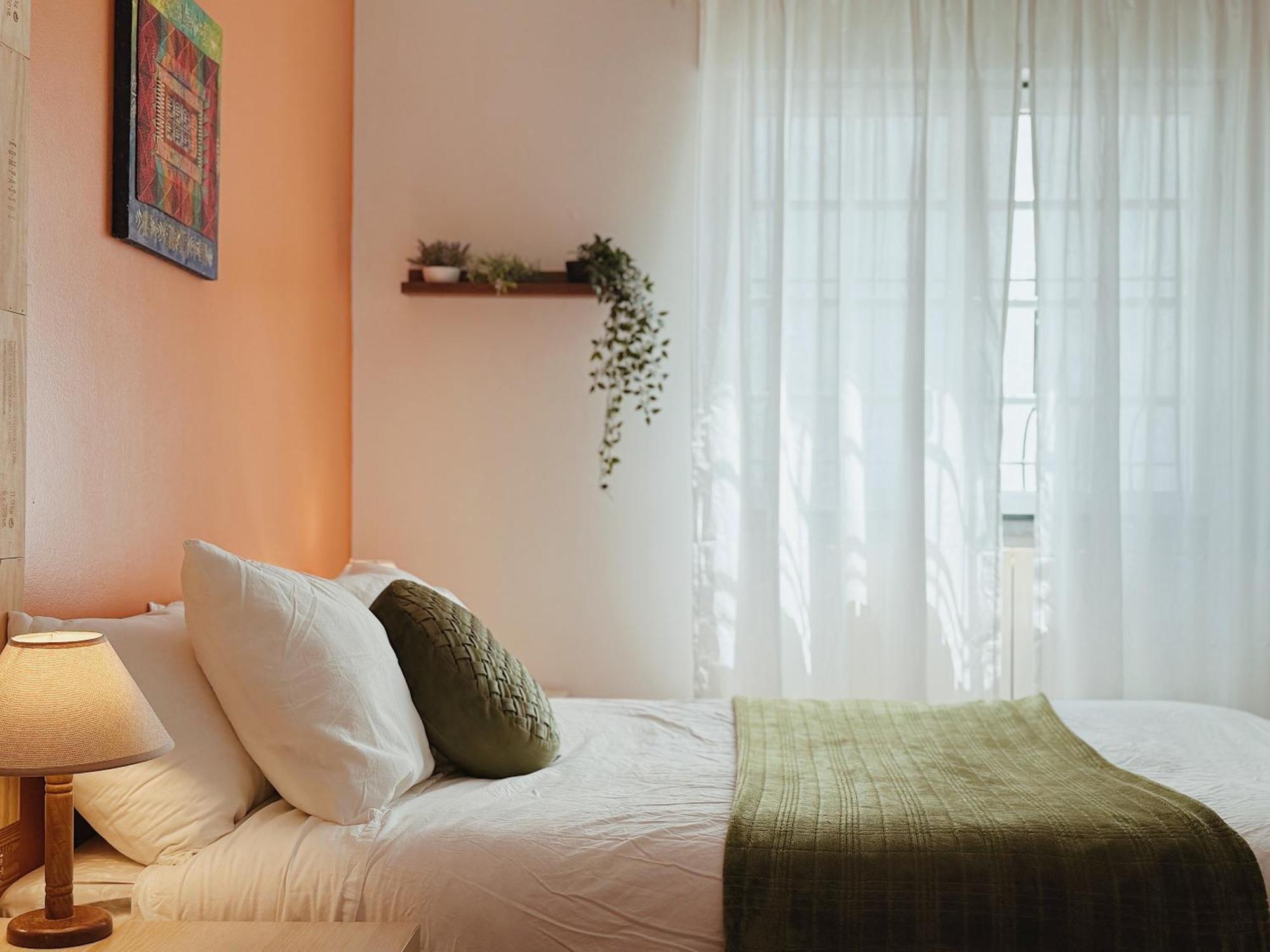 Coastal Garden Paradise Retreat- 6 Min From The Beach Charneca  Eksteriør billede